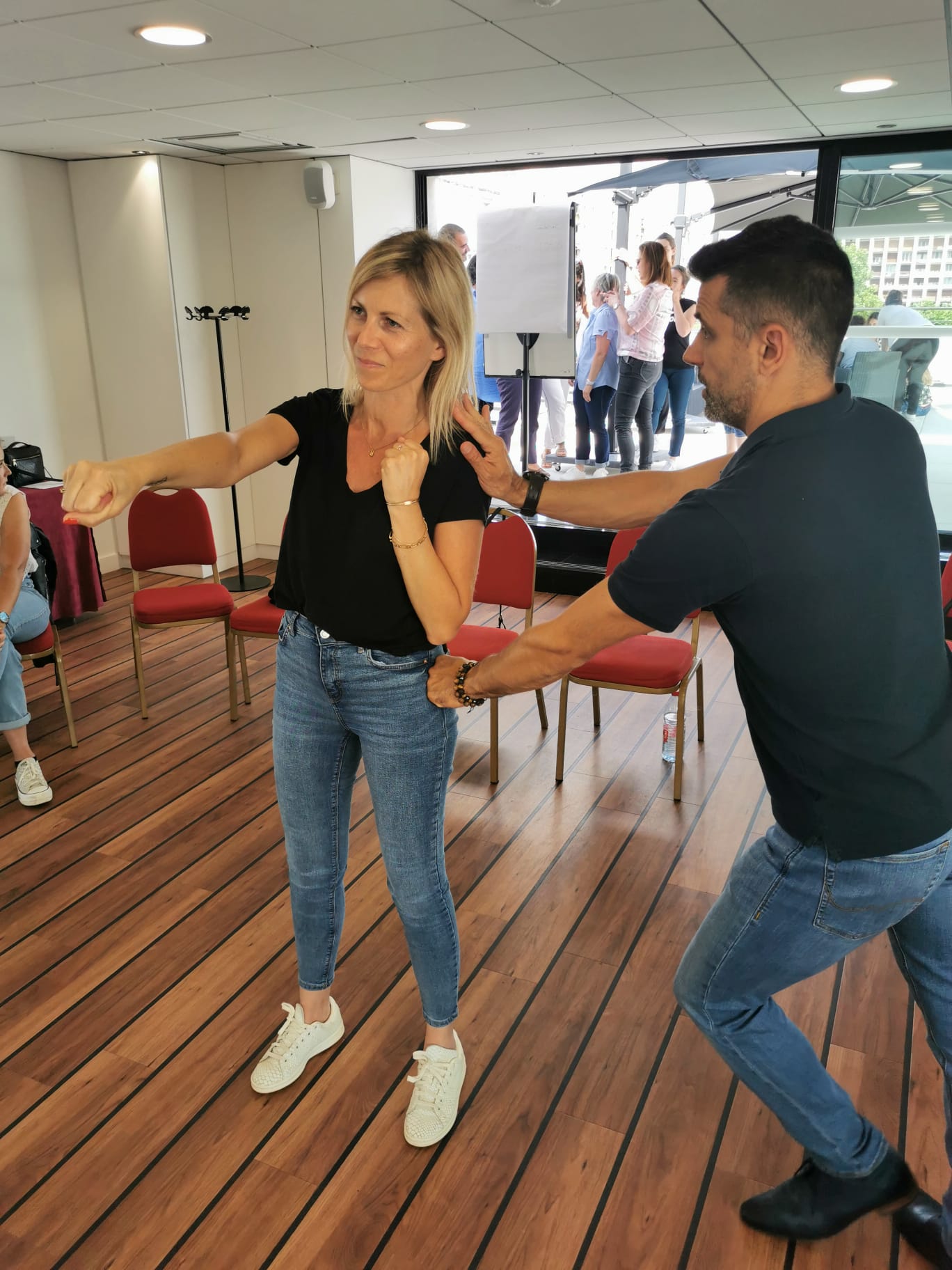 Atelier CAPSULE — démonstration de testing postural
